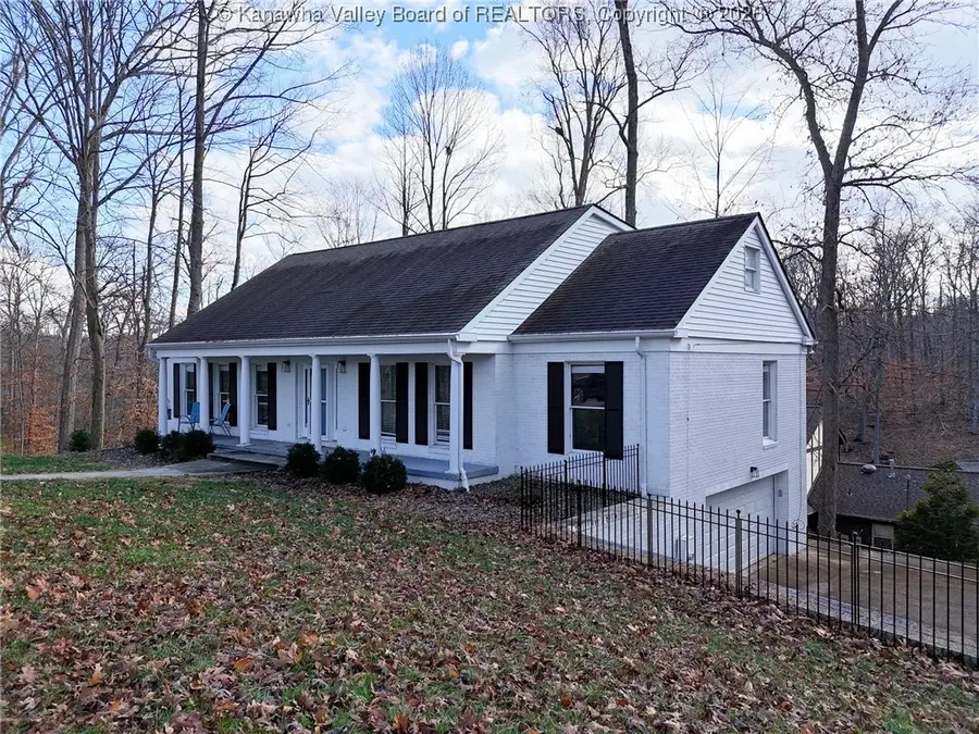 220 Wood Lomond Way, Huntington, WV 25705 - Image #3