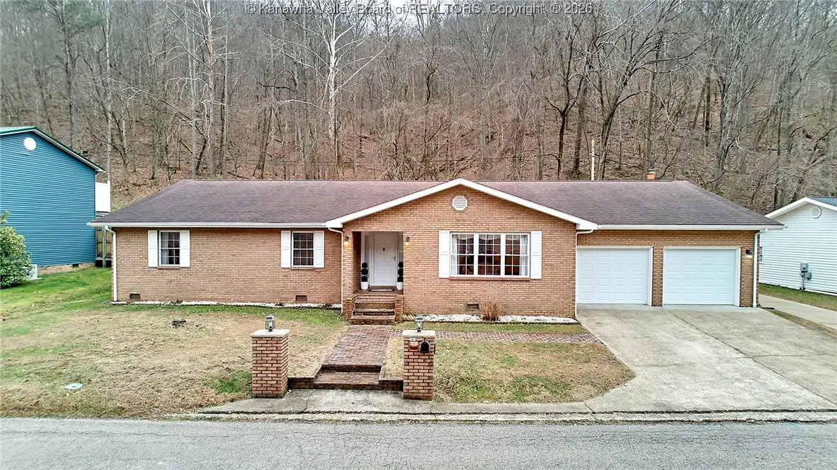 872 Country Estates Road, Madison, WV 25065 - Image #1
