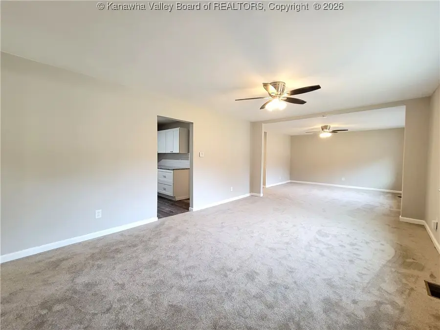 15012 Charleston Road, Kenna, WV 25248 - #3