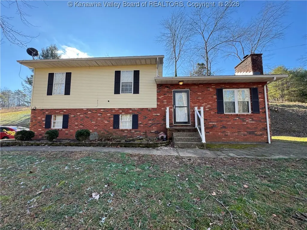 38 Hersberger Road, Clendenin, WV 25045 - Image #1