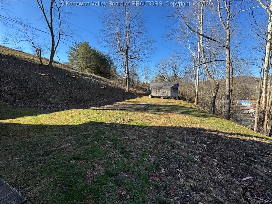 38 Hersberger Road, Clendenin, WV 25045 - Image #3