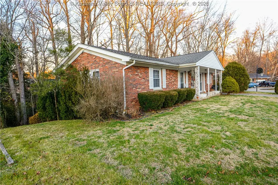 10 Lakeview Court, Saint Albans, WV 25177 - #2