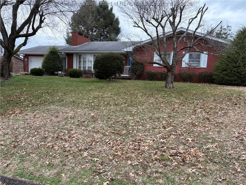 709 S Ritchie Avenue, Ravenswood, WV 26164 - #1