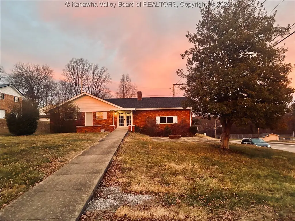 5201 Hammons Drive, Cross Lanes, WV 25313 - Image #1