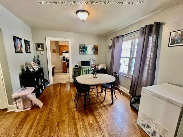 329 18th Street, Dunbar, WV 25064 - #2