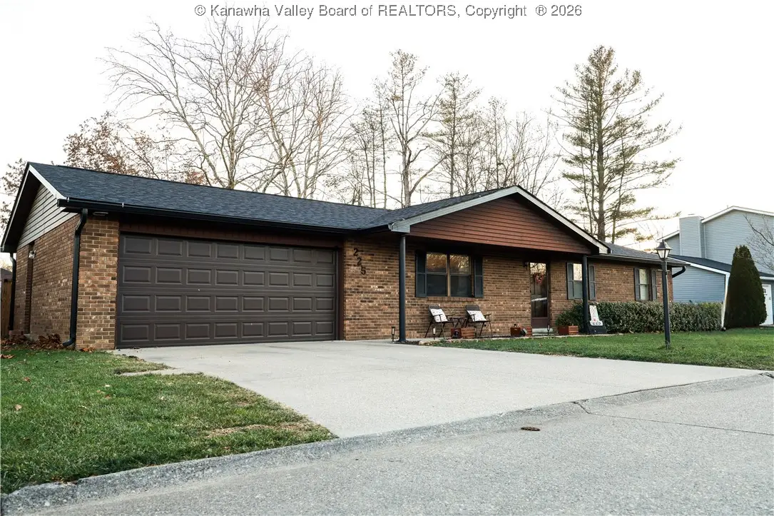 225 Sunset Drive, Hurricane, WV 25526 - Image #1
