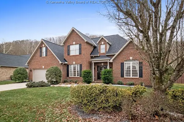 1031 Wethersfield Crossing, Hurricane, WV 25526