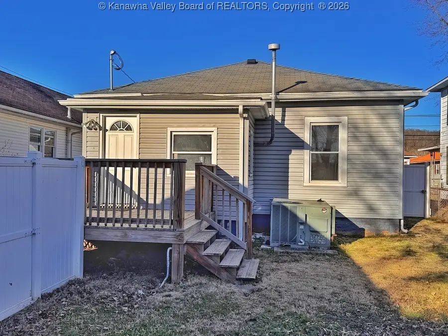 1217 Payne Avenue, Dunbar, WV 25064 - #2