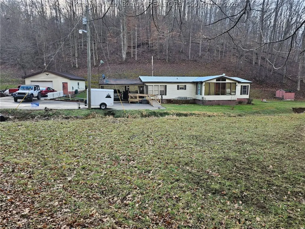 432 W Vickers Drive, Elkview, WV 25071 - #1