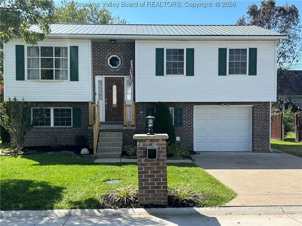 113 Hampton Lane, Hurricane, WV 25526