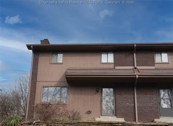 12 Briar Hill Road, Charleston, WV 25314