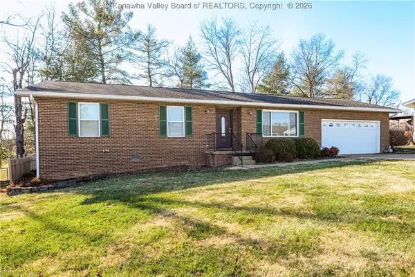 101 Elite Heights Road, Hurricane, WV 25526