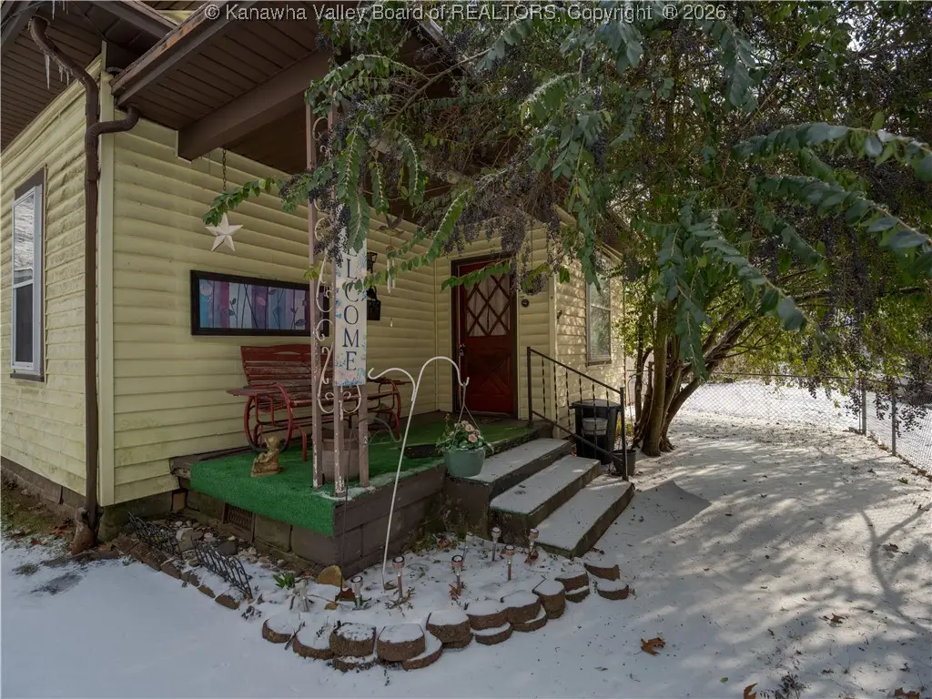 850 Greendale Drive, Charleston, WV 25302 - Image #1