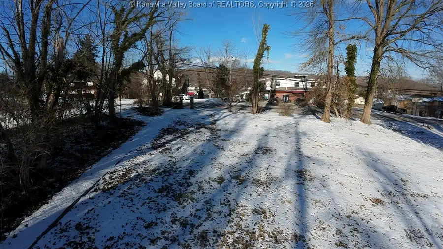 711 Kanawha Terrace, Saint Albans, WV 25177 - #3