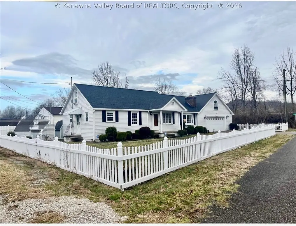 401 Hudson Street, Saint Albans, WV 25177 - #1