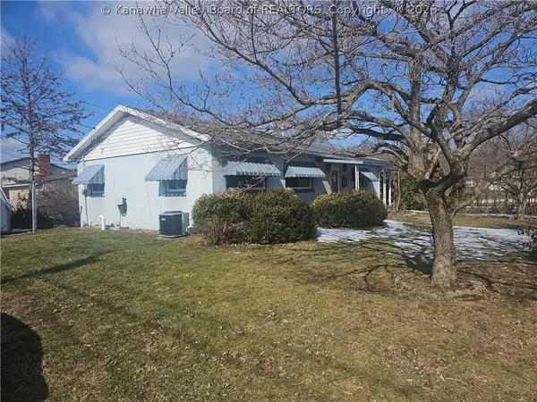 43 Third Street, Waverly, WV 26184