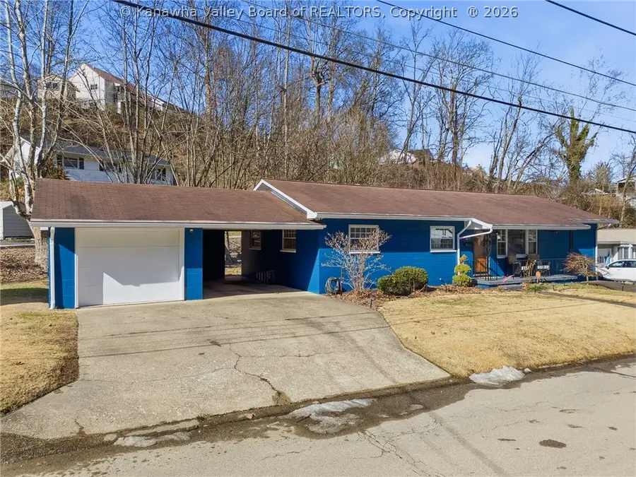 877 Valley Pike Drive, Saint Albans, WV 25177 - #2