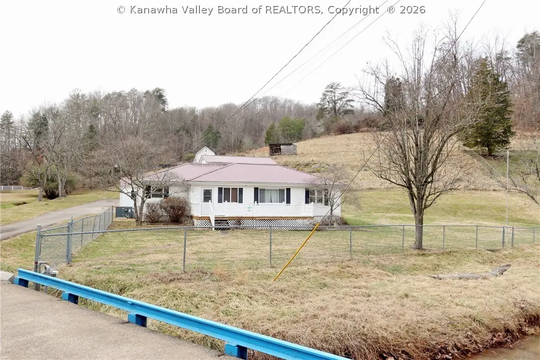 420 Blake Road, Nitro, WV 25143 - #1
