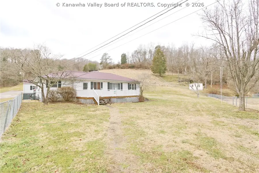 420 Blake Road, Nitro, WV 25143 - #2