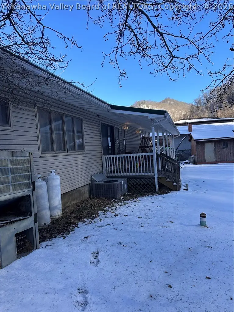 6162 Huff Creek Highway, Davin, WV 25617 - #2
