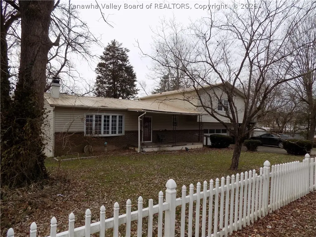 421 Barrett Street, Saint Albans, WV 25177 - #1