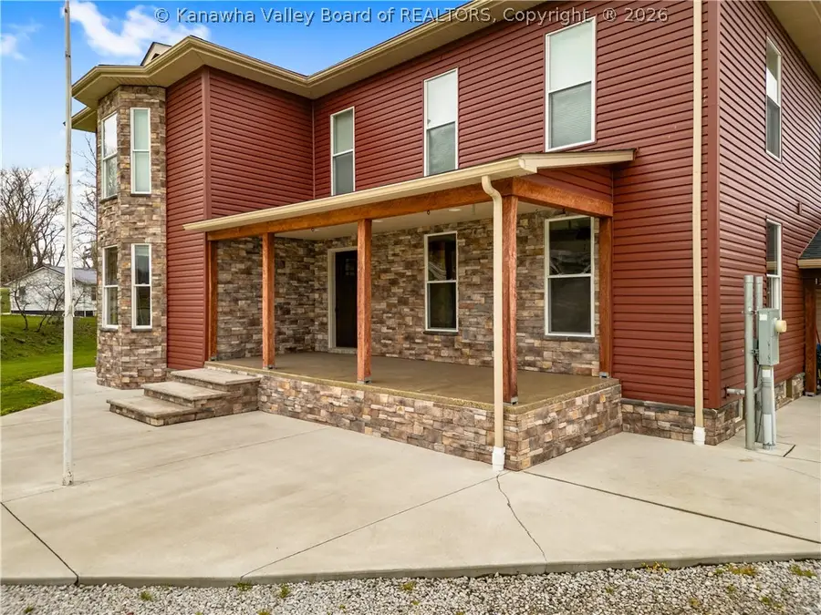 6800 Parkersburg Road, Sandyville, WV 25275 - #3