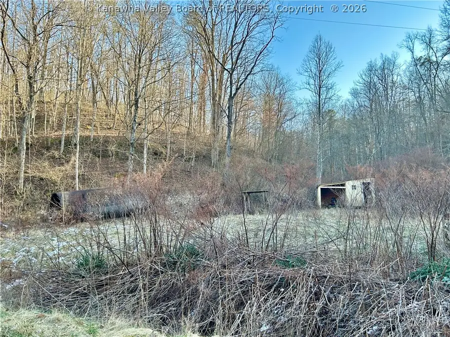 475 Cunningham Lane, Kenna, WV 25248 - #2