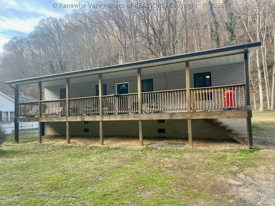 5507 Paint Creek Road, Gallagher, WV 25803 - #2