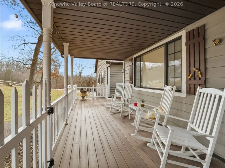 439 Spanoaks Drive, Milton, WV 25541 - #2