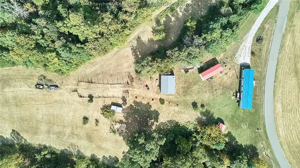 4578 Barton Chapel Road, Fraziers Bottom, WV 25082