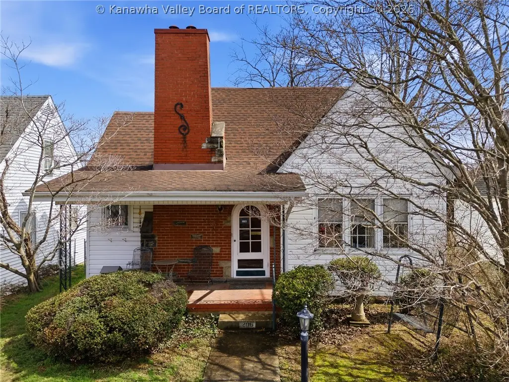 206 Carrington Court, Huntington, WV 25701 - #1