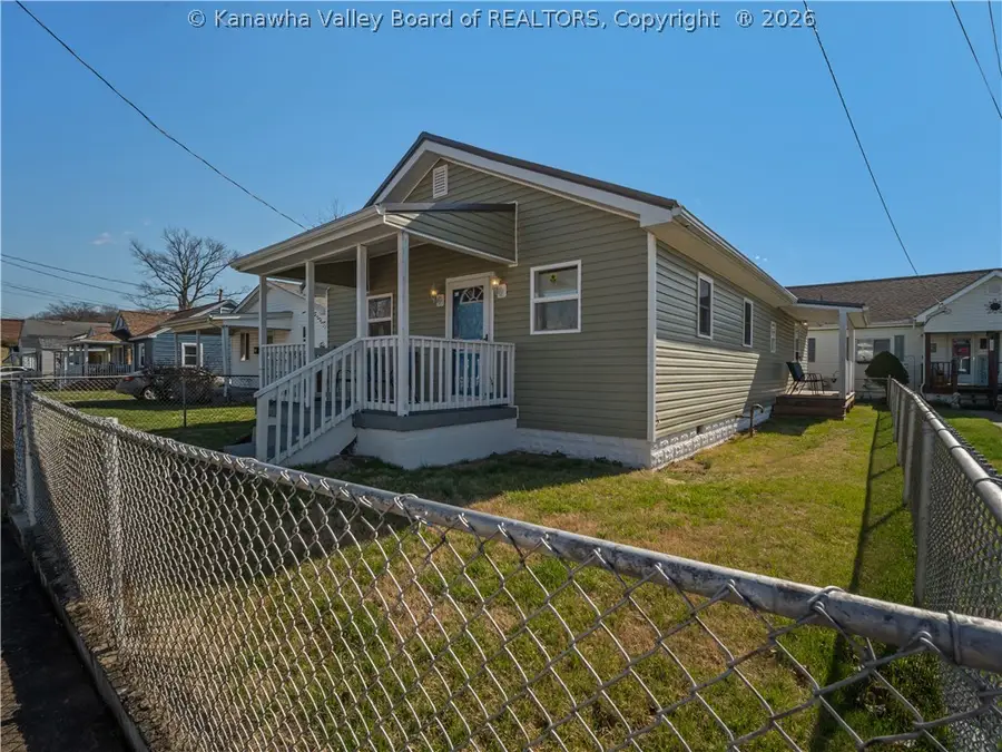 442 20th Street, Dunbar, WV 25064 - #3