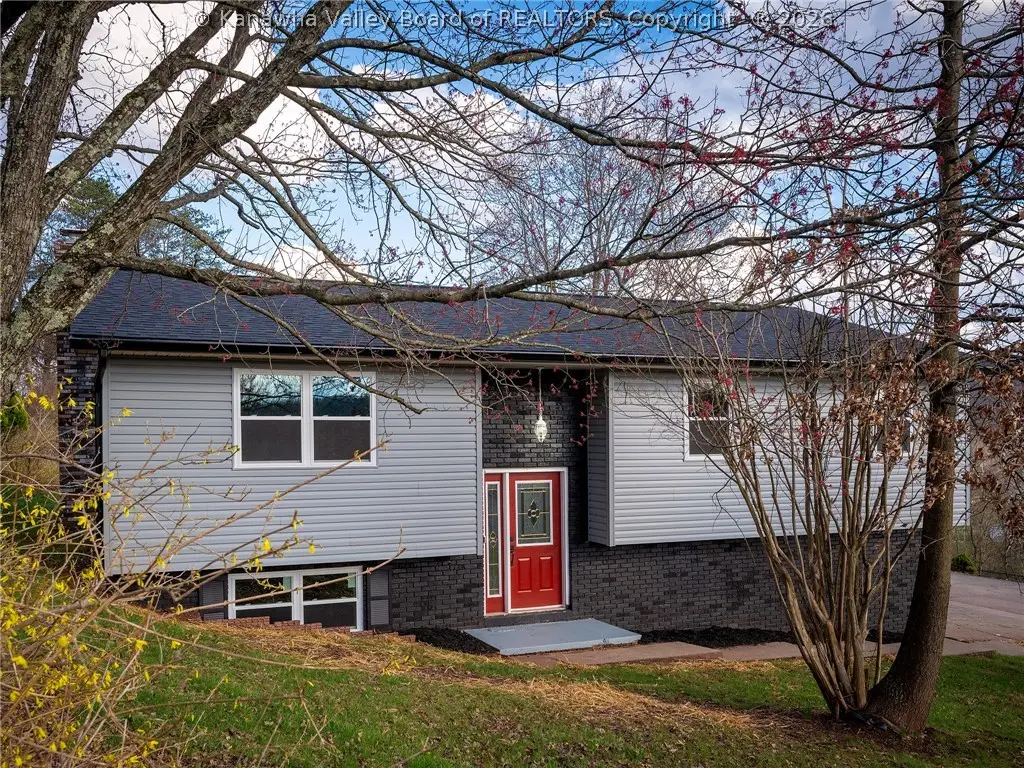 5302 Linda Vista Road, Cross Lanes, WV 25313 - #1