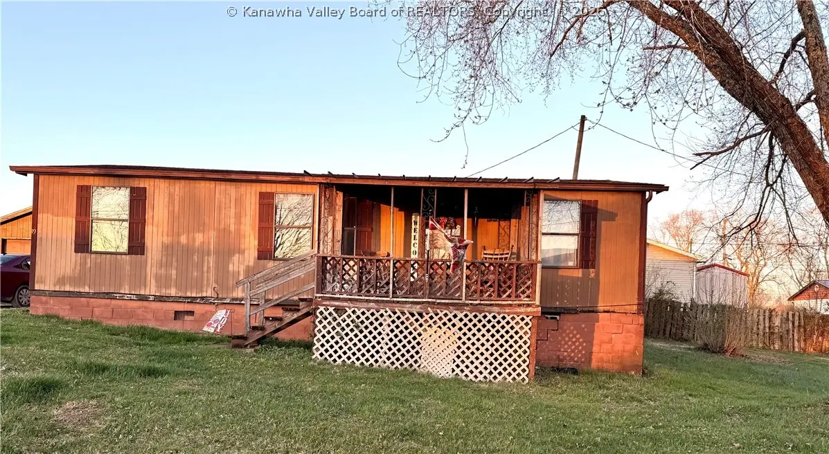 19 Lee Circle, Hurricane, WV 25526 - #1