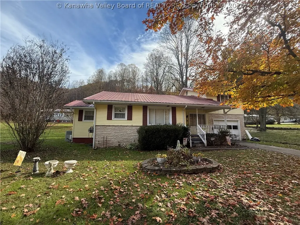 5269 Hewett Circle, Hewett, WV 25108 - #1