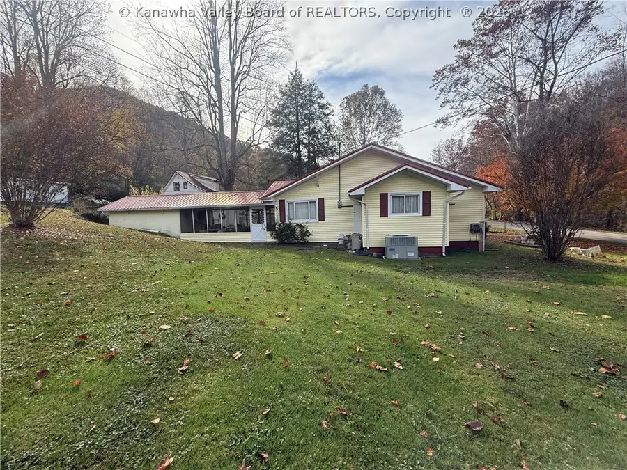 5269 Hewett Circle, Hewett, WV 25108 - #3