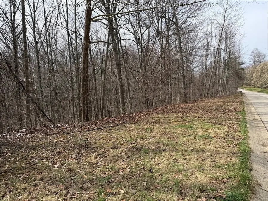 5 Jamestown Road, Charleston, WV 25314 - #2