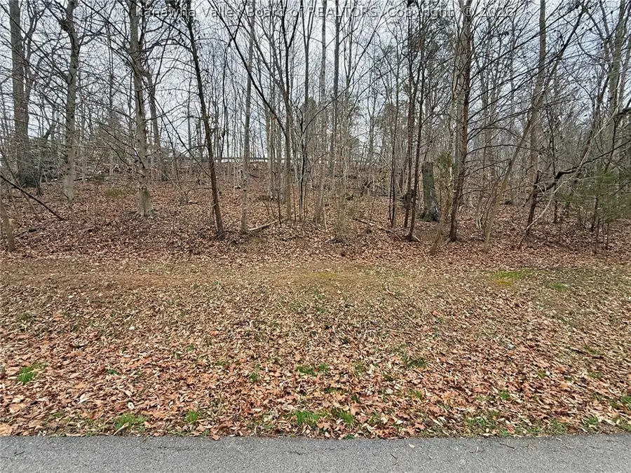 0 A Stones Throw #25, Saint Albans, WV 25177 - #2