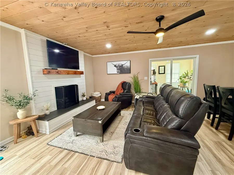 219 Westmoreland Drive, Dunbar, WV 25064 - #3