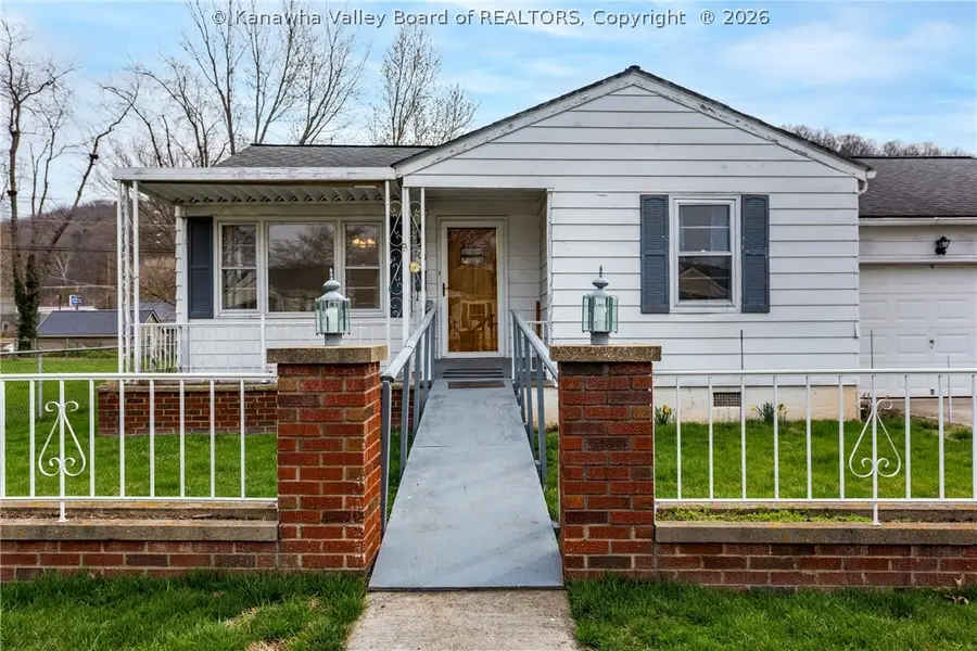 103 Washington Avenue, Nitro, WV 25143 - #2