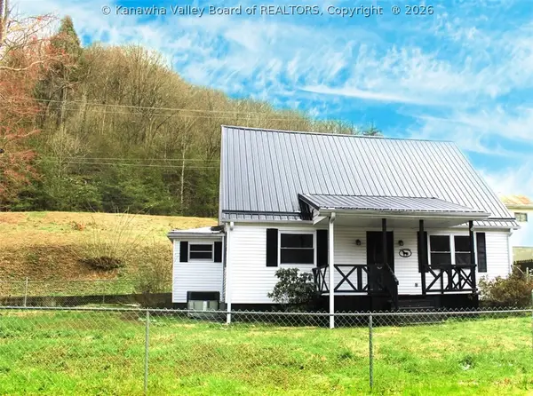 53 Meadow Breeze Lane, Kermit, WV 25674