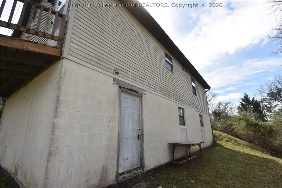 102 Ridge Road, Wayne, WV 25570 - #3