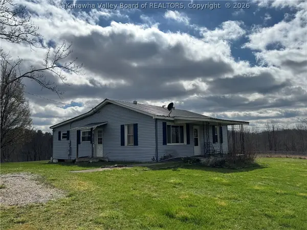 358 Cemetery Road, Red House, WV 25168