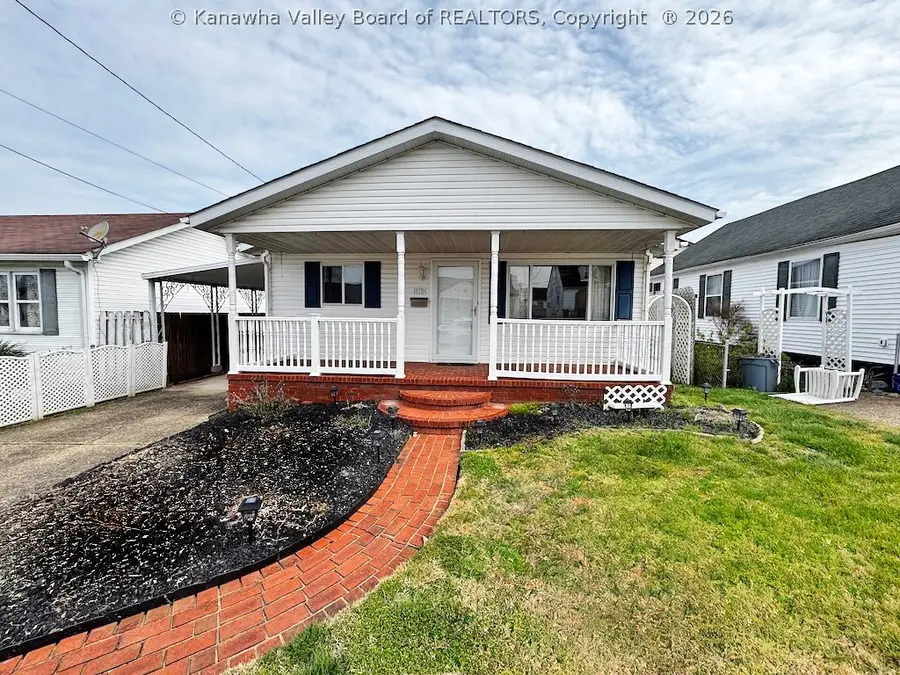 919 9th Street, Nitro, WV 25143 - #2