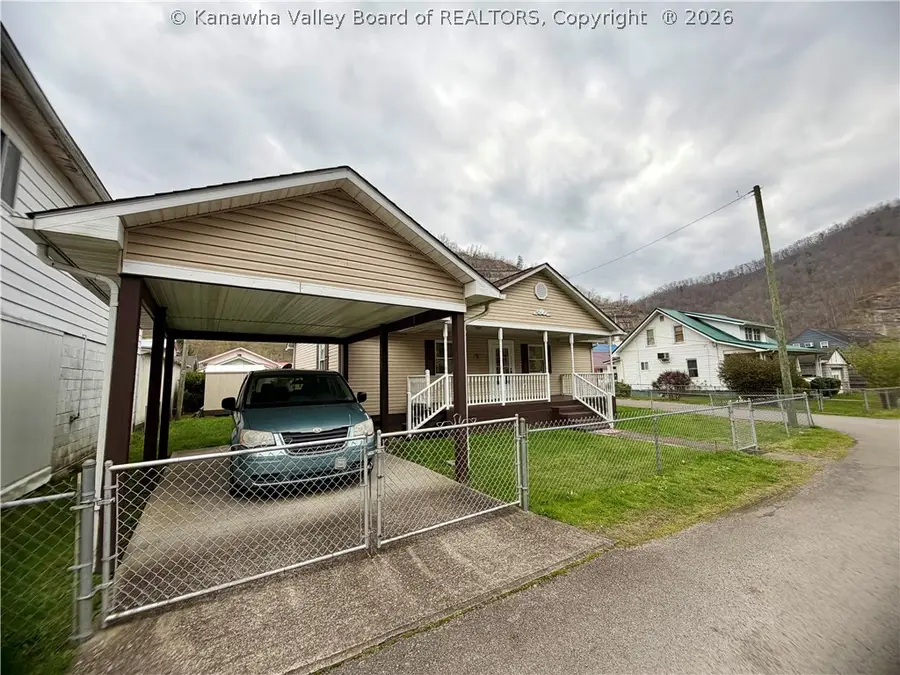 88 Lifetime Lane, Logan, WV 25601 - #2