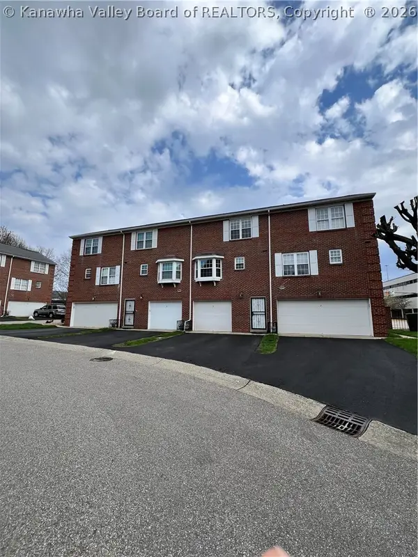 5 Downing Street, Charleston, WV 25301