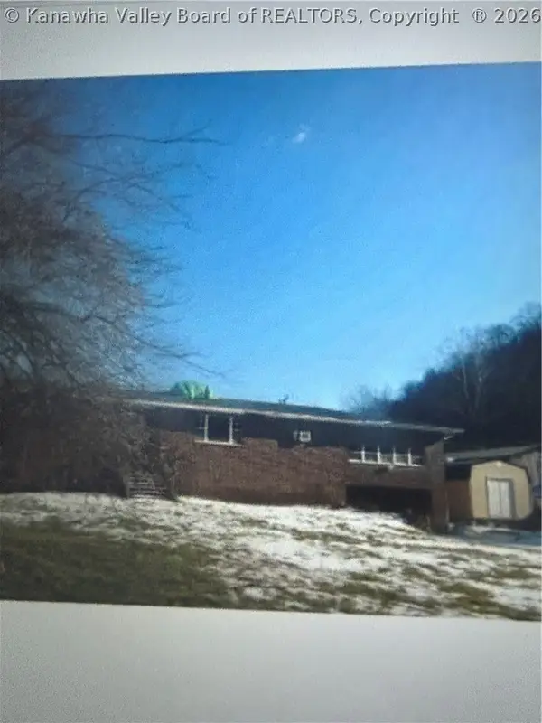 266 Lory Church Road, Julian, WV 25529