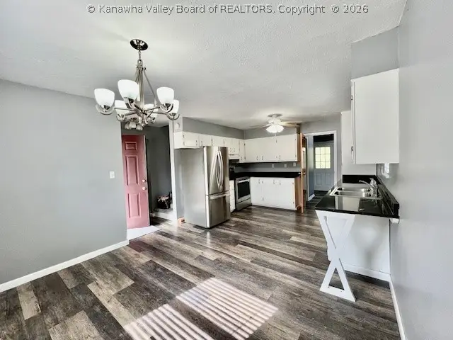 142 Pine Lake Drive, Scott Depot, WV 25560 - #2