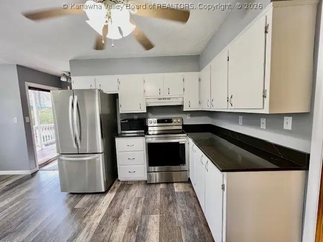 142 Pine Lake Drive, Scott Depot, WV 25560 - #3