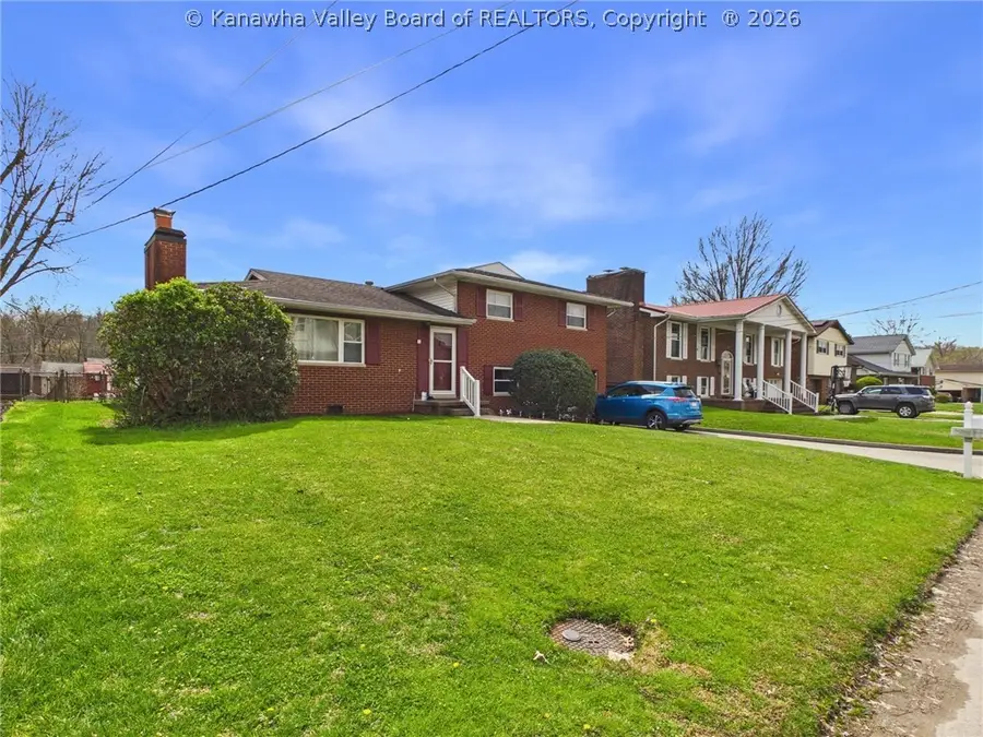 589 Fairwood Road, Huntington, WV 25705 - #2